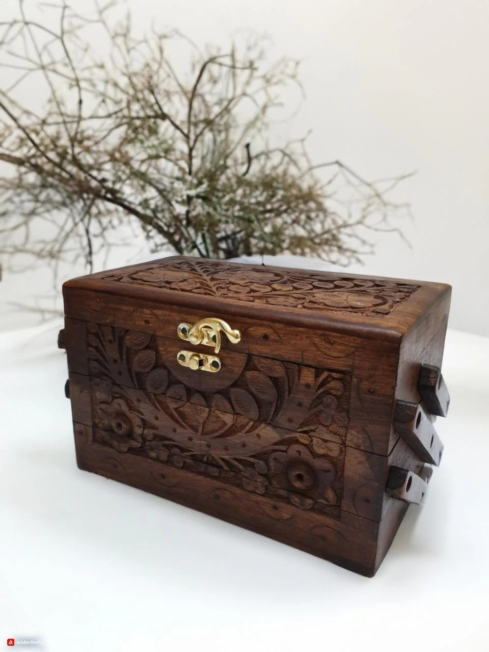 1 PC Beautiful Carved Jewelry Box